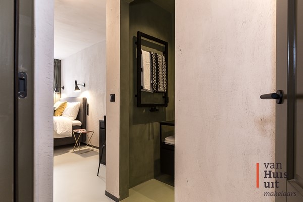 Medium property photo - Warmoesstraat 44B, 1012 JE Amsterdam
